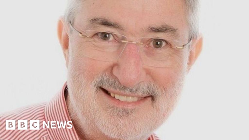 Pathologist died after Wythenshawe Hospital gave him wrong drug | Manchester News