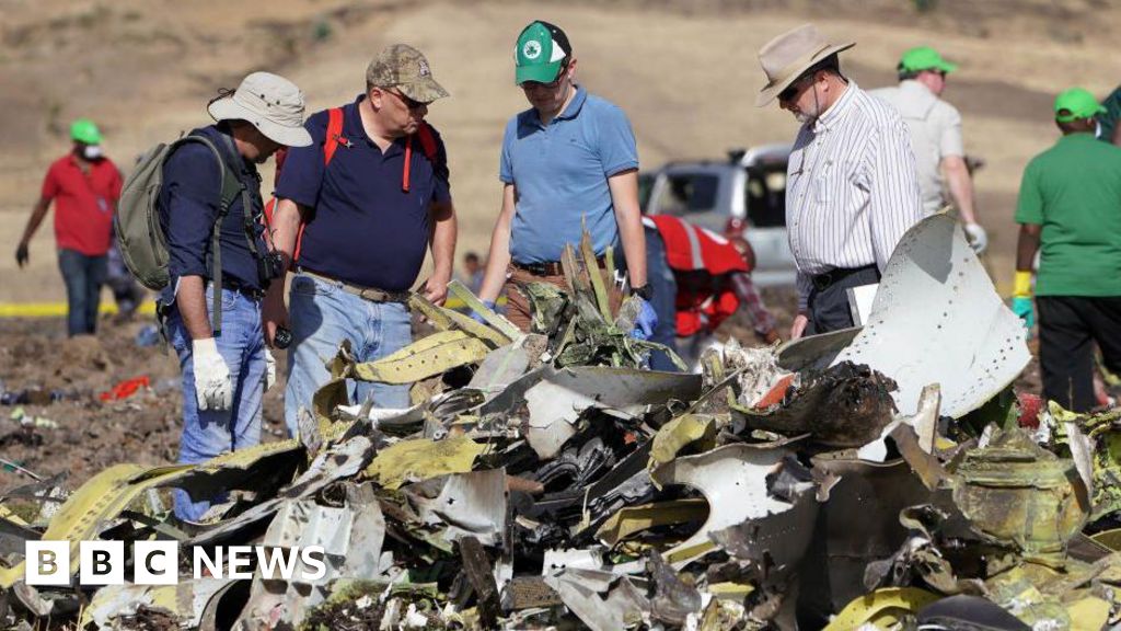 Boeing agrees .1bn deal over fatal 737 Max crashes