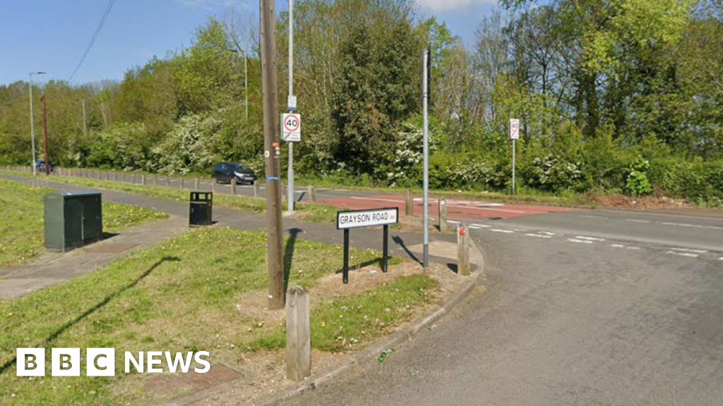 bbc.co.uk - Woman in hospital and driver arrested after crash in Rotherham