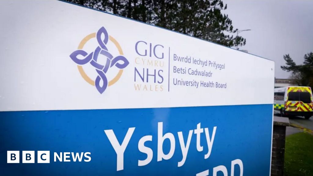 Crohn's disease patient given hysterectomy without informed consent