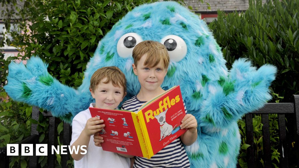 Wigtown Book Festival Promises Hundreds Of Events - BBC News