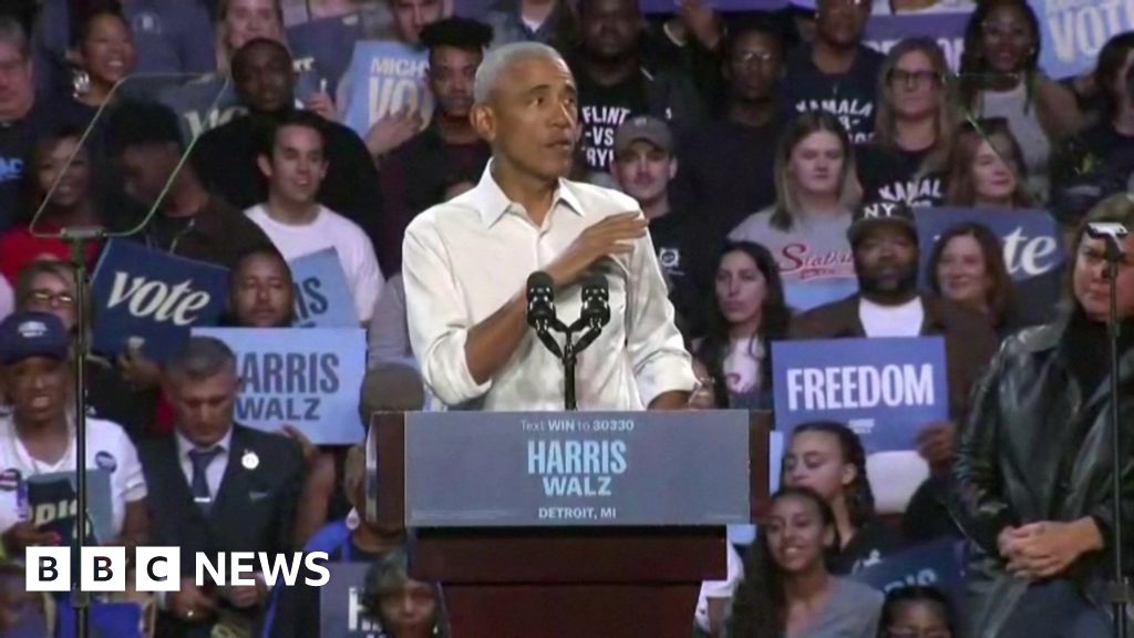 Moment Obama raps Eminem's Lose Yourself