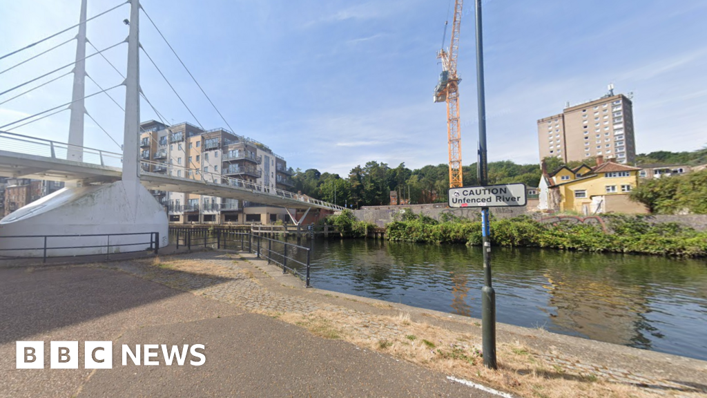 Man dies after being pulled from River Wensum in Norwich