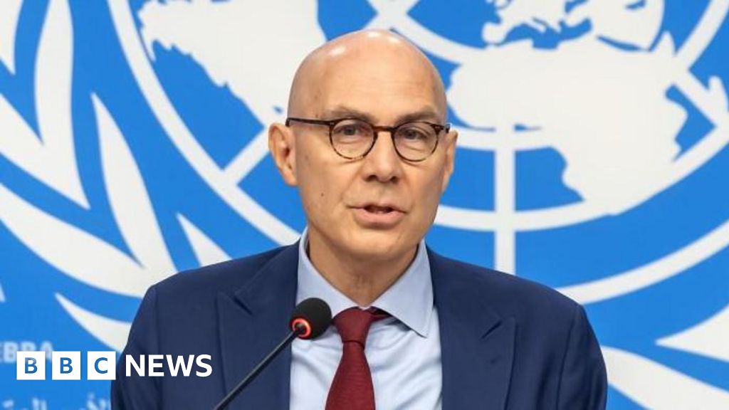 US strikes on alleged drug boats violate law, UN human rights chief says