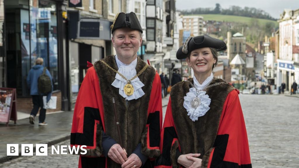 Drummer on 80s hit Turning Japanese named mayor