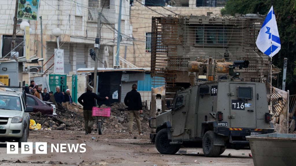 Ten Palestinians killed as Israeli forces launch major operation in Jenin