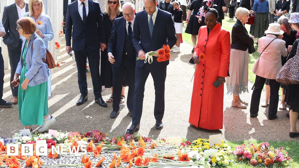 London remembers 7/7 bombings 20 years on as William lays flowers for victims