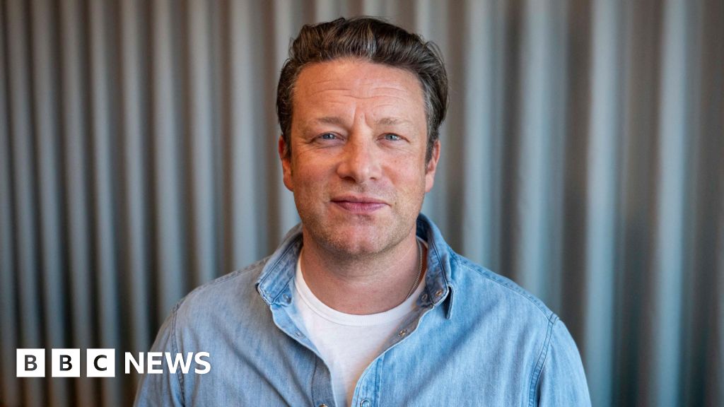 Jamie Oliver calls for help from fans after ‘great cheese robbery’