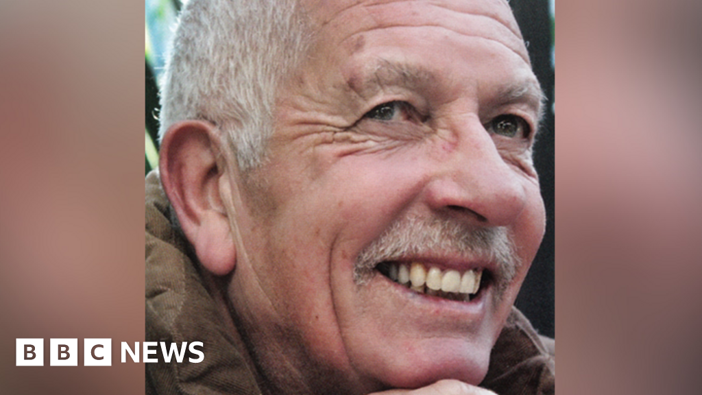 Hospital pays six-figure sum over employee's asbestos death