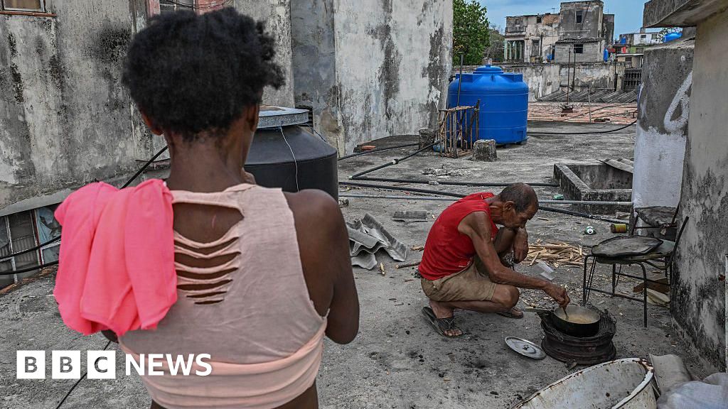 Cuba considers 0m US aid offer as energy crisis worsens