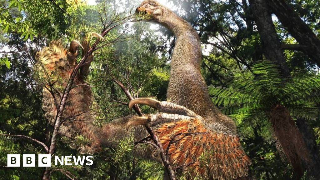 New Two-Clawed Dinosaur Species Unearthed in Mongolia's Gobi Desert