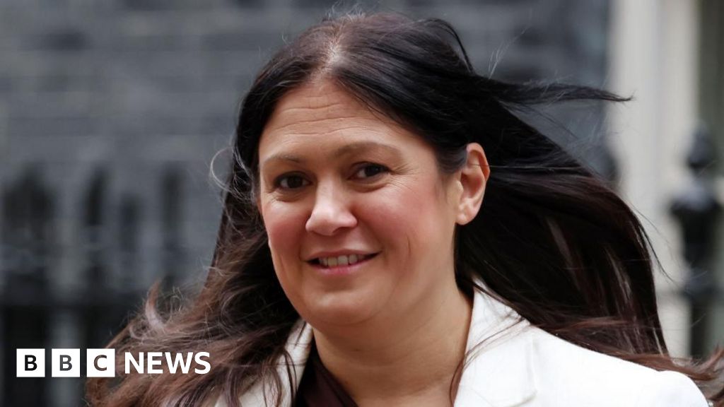 Lisa Nandy asks why nobody has been fired at BBC over Gaza film thumbnail
