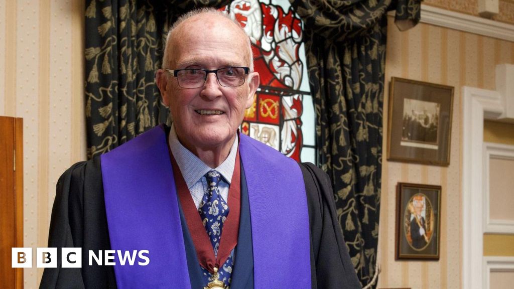 bbc.co.uk - Alex McIntyre - Medieval tradition returns for Tunstall Market's 500th year - BBC News