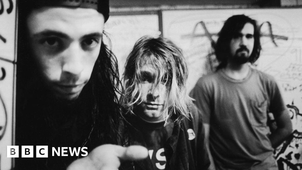 Nirvana baby loses legal case over Nevermind album