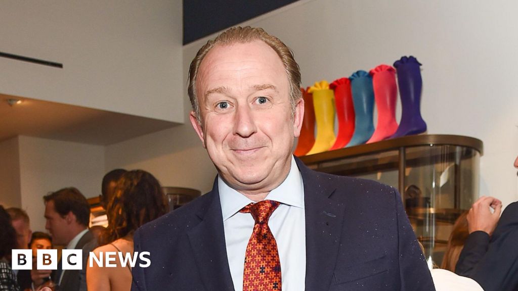 Ex-Harrods director will not take job as Fenwick boss