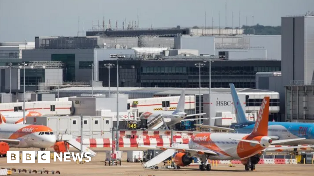 Disruption after plane stuck on Gatwick runway