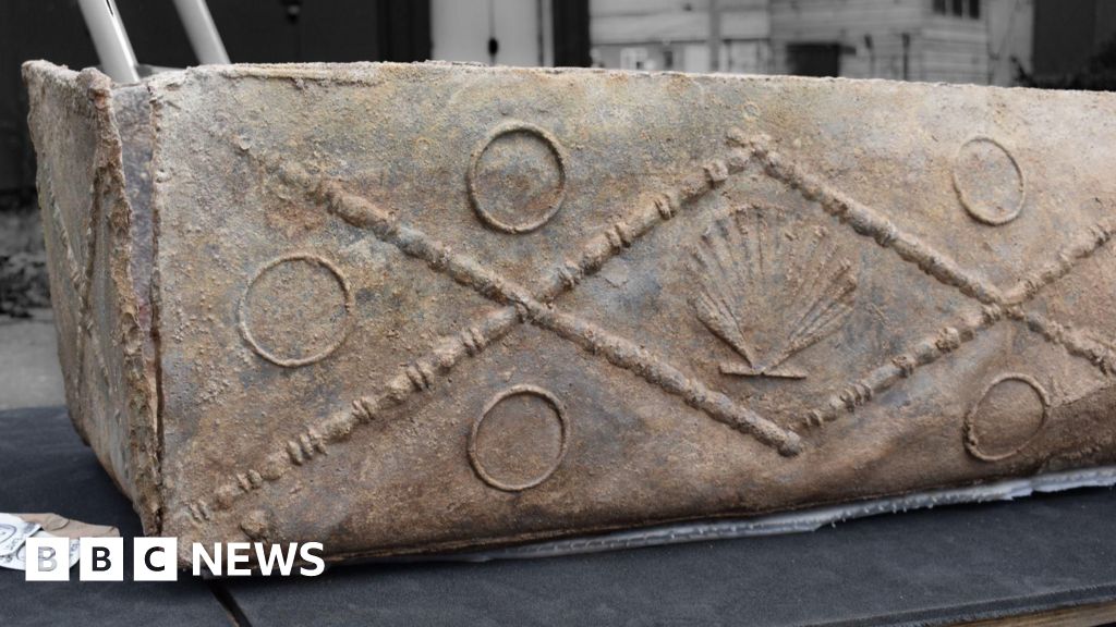 bbc.co.uk - Lewis Adams - Roman woman's remains found during Colchester hospital dig