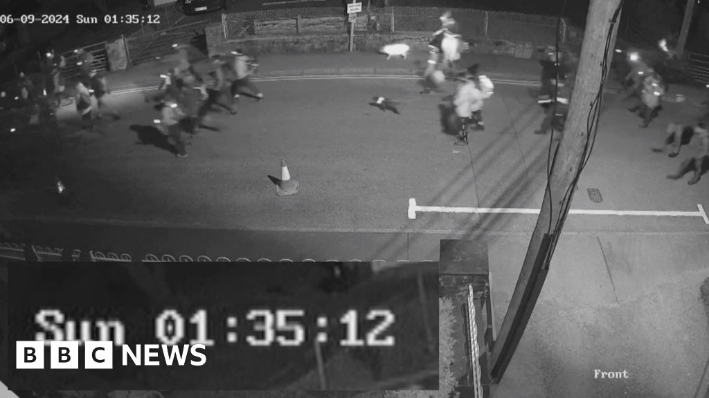 CCTV shows noisy nighttime Yr Wyddfa walkers in Llanberis BBC News