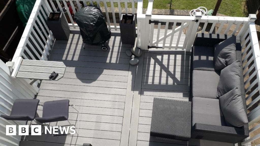 Man uses Google Earth to win decking planning row