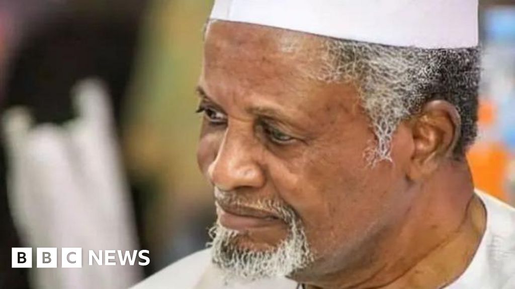 Aminu Dantata: Nigerian billionaire to be buried in Saudi Arabia