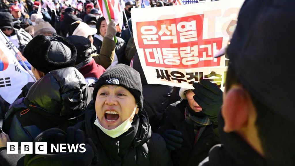 Why has it been so hard to arrest S Korea's impeached president?