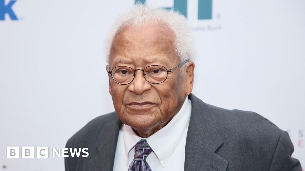 US civil rights hero James Lawson dies at 95