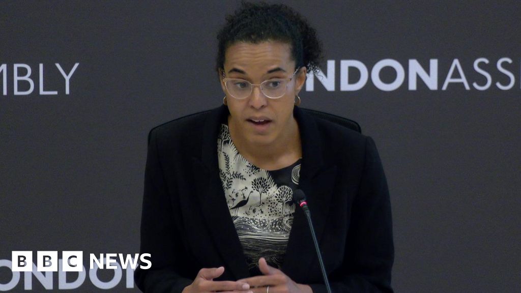 Deputy mayor questioned over blocked Palantir deal