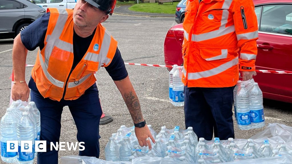 Road to close amid fuel leak water safety alert
