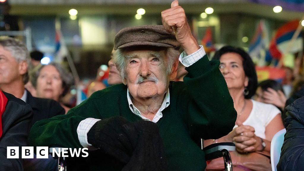 Uruguay's José Mujica, world's 'poorest president', dies thumbnail