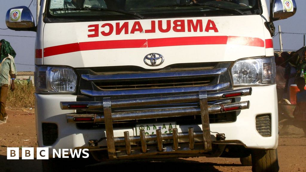 At least 30 die after Ethiopia church scaffolding falls