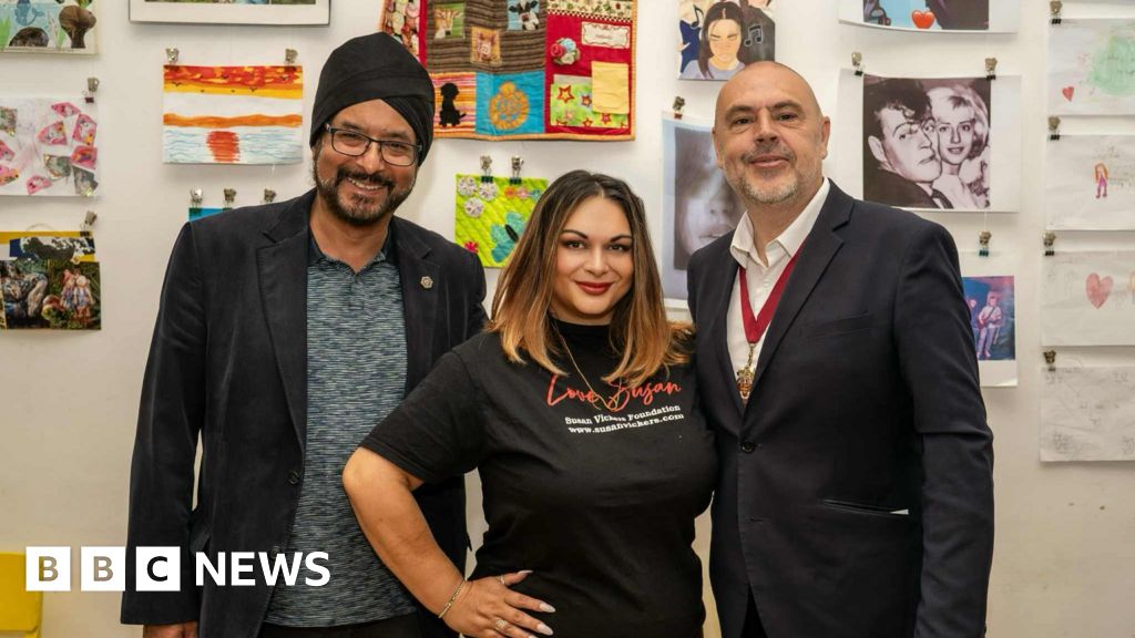 Multiple UK Exhibitions Showcase Mental Health, Care, Abuse Survivor Art