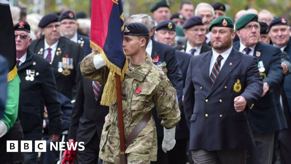 Remembrance Sunday marked in North West’s squares and stadiums | Manchester News