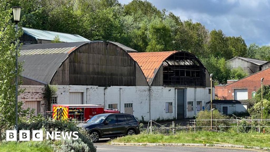 Fourteen Children Arrested After Fatal Gateshead Fire