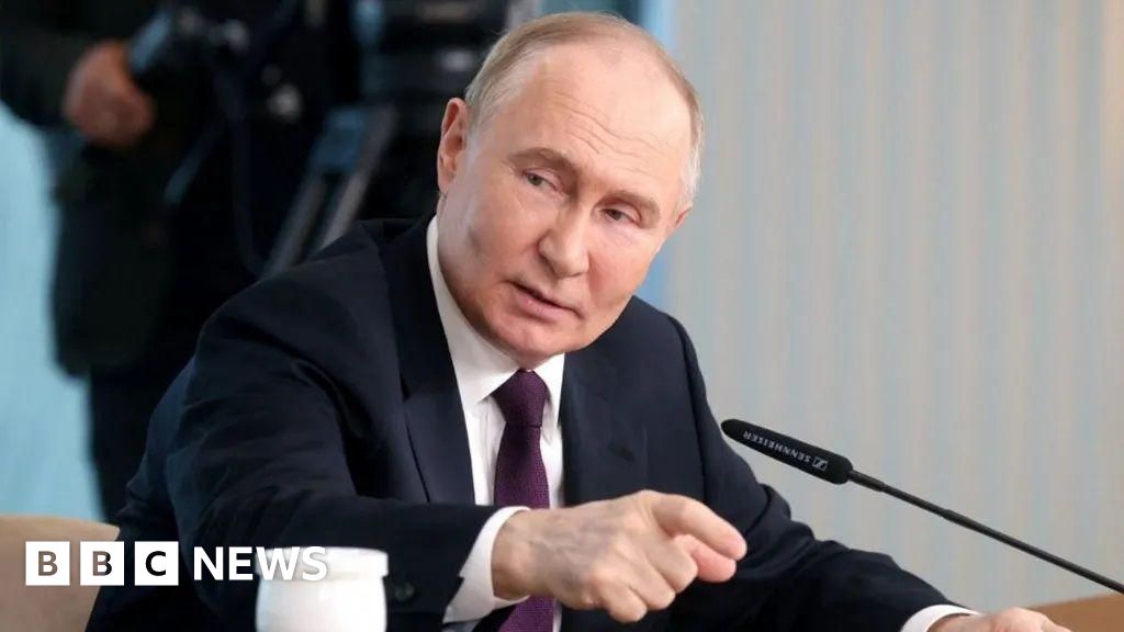 Putin warns Russia could provide weapons to strike West