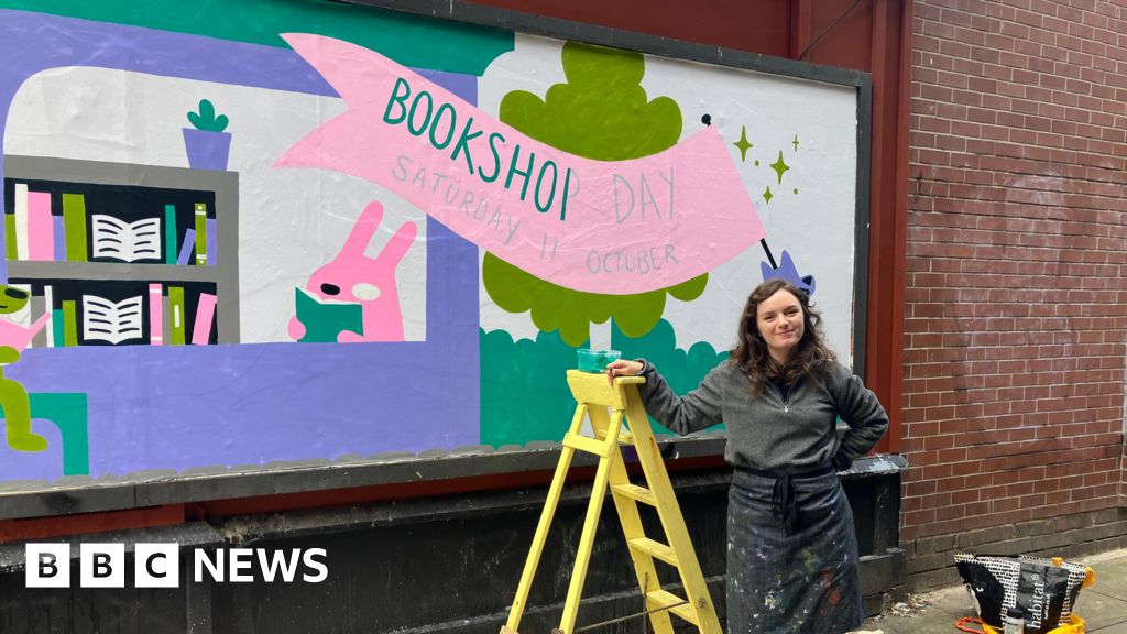 Murals celebrate Sheffield's book-lovers and bookshops