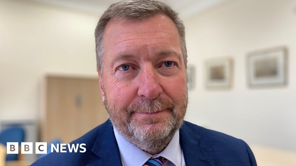 bbc.co.uk - Jamie Waller - Lincolnshire County Council leader says &pound;800m debt needs to be reduced - BBC News