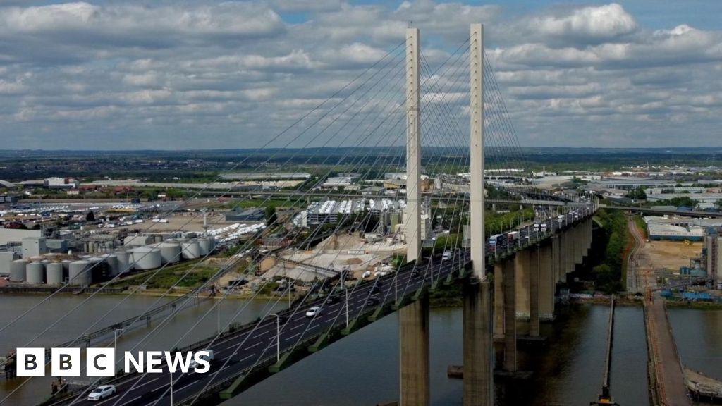 Essex hauliers raise concerns over Dartford Crossing price rise