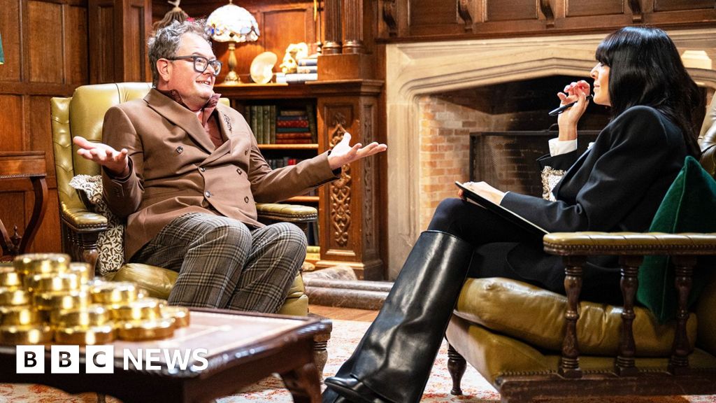 Test Your Celebrity Knowledge: Alan Carr's Latest Prize Reveal