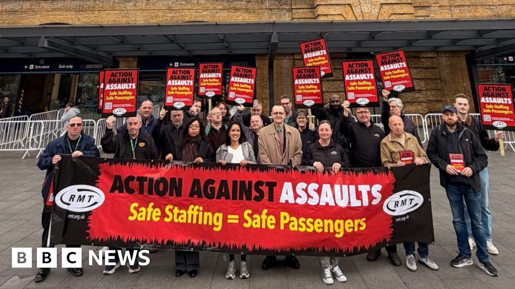 Travel staff need defence from attacks, union says