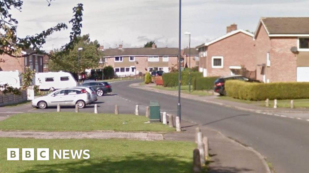 Car Torched In Northallerton In Suspected Arson Attack - BBC News