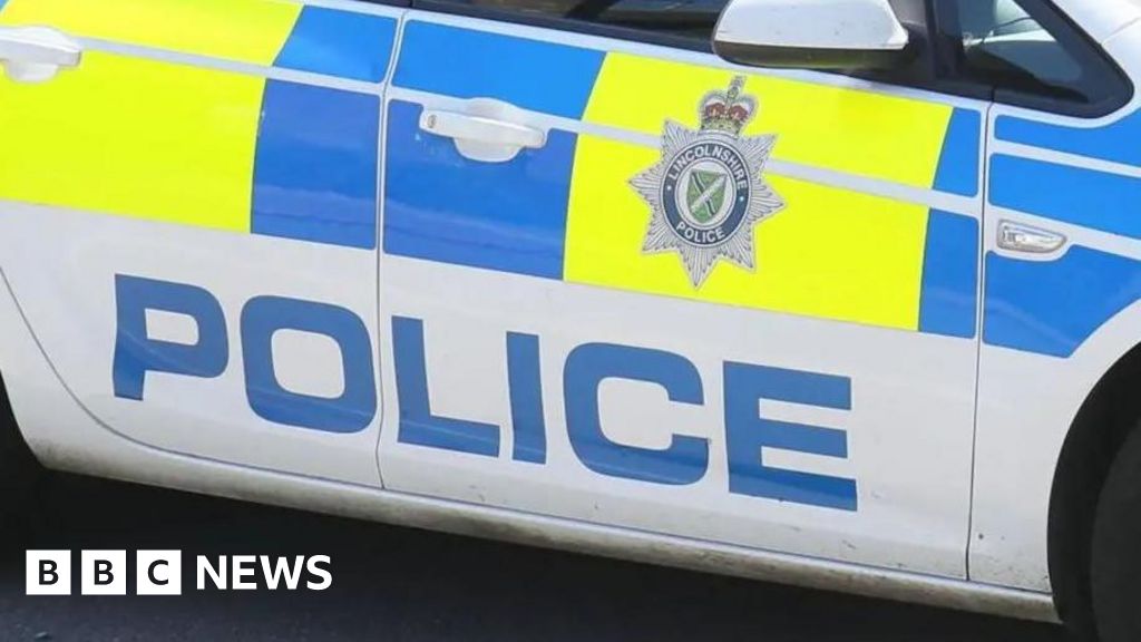 Man Dies Attempting Rescue of Children in Sea Near Skegness