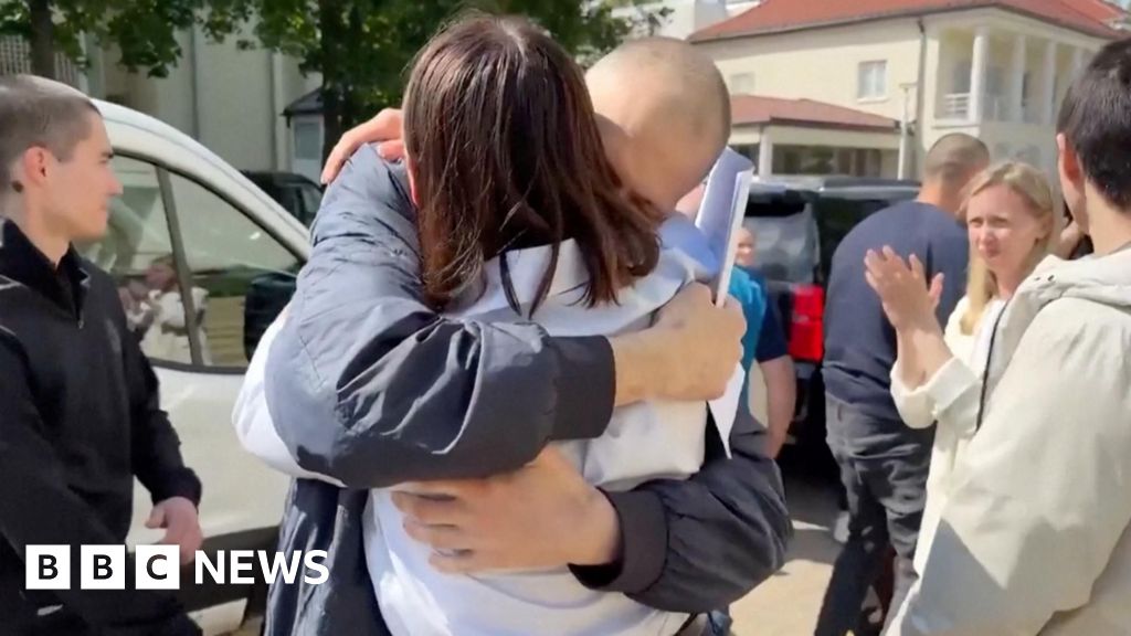Belarus opposition leader’s husband Sergei Tikhanovsky freed from prison