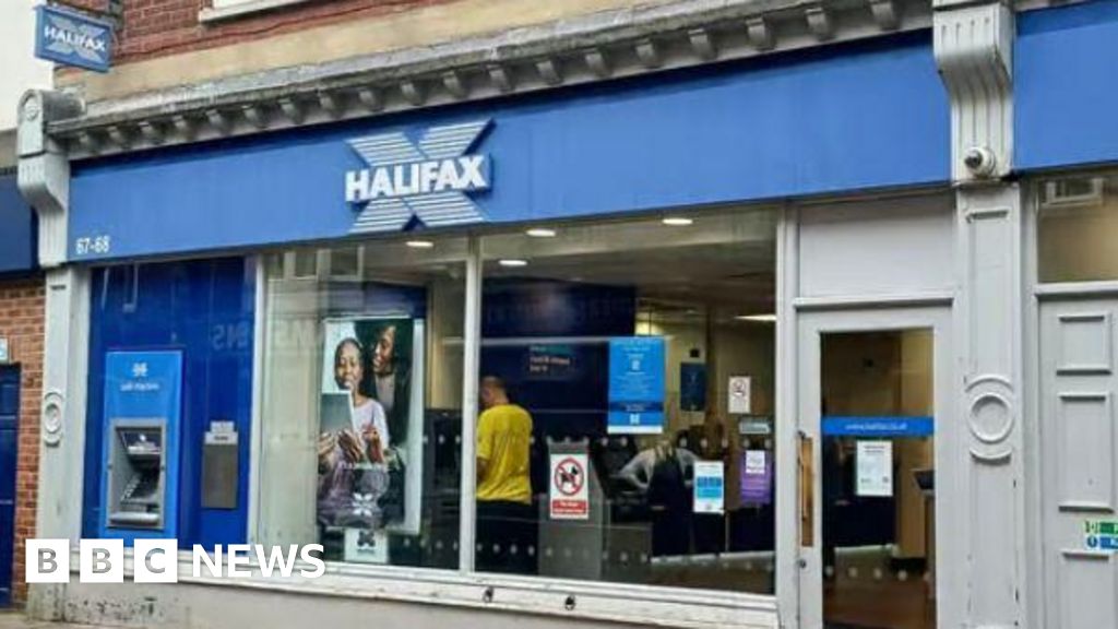 bbc.co.uk - Anttoni James Numminen - Planning inspector reverses Whitby gaming centre plan rejection