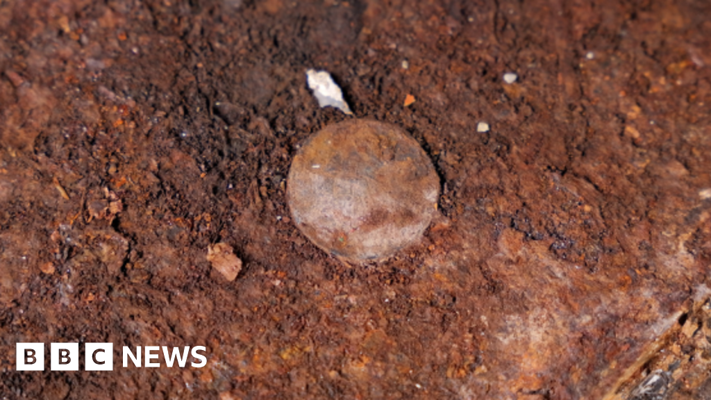 1890s coins unearthed beneath HMS Victory’s foremast in Portsmouth