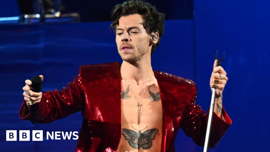 Harry Styles to break Wembley Stadium record with 12 shows
