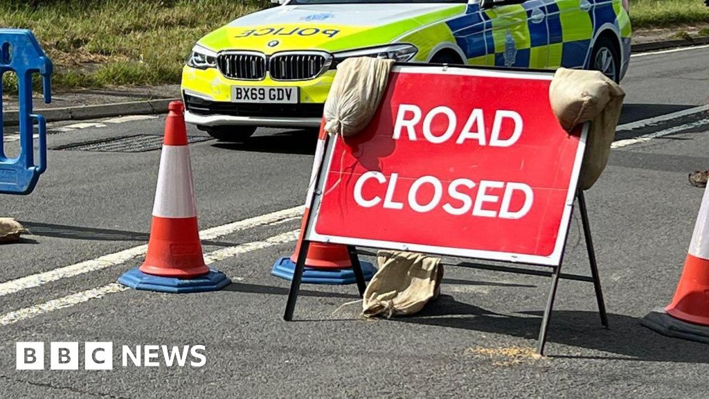 A27, A30, A380 roads closed after crashes