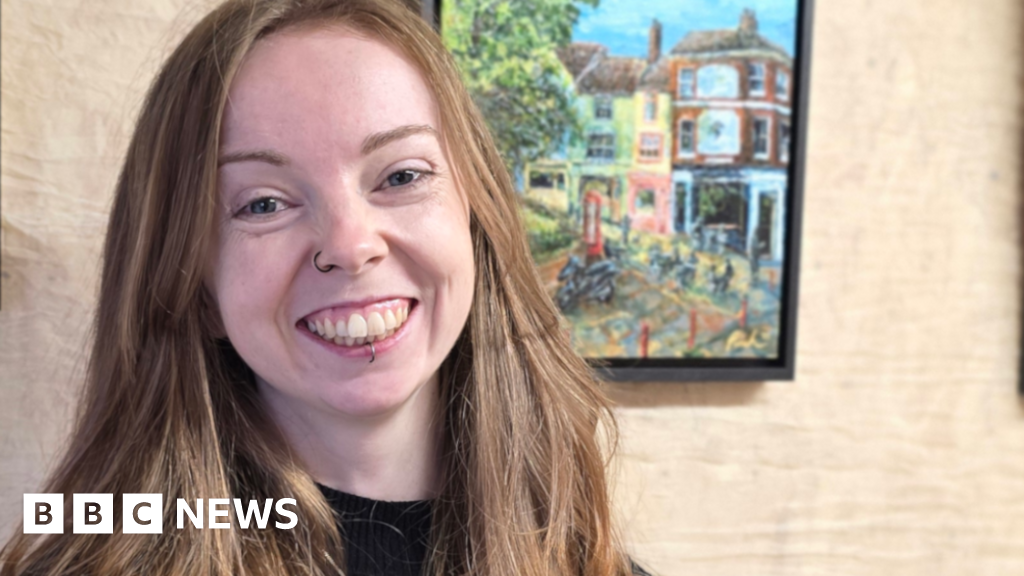 bbc.co.uk - Neve Gordon-Farleigh - Norwich traders at shipping container market excited to open - BBC News