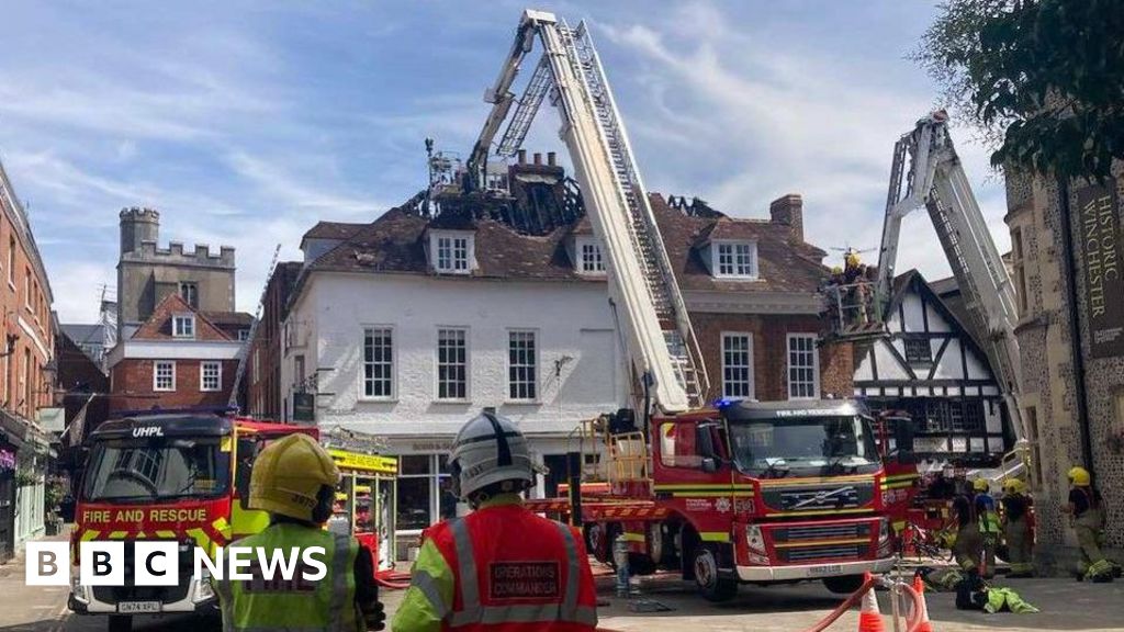 bbc.co.uk - Indy Almroth-Wright - Arson suspect in custody after leaving hospital following Winchester fire