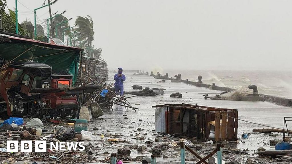 Super Typhoon Ragasa: Thousands evacuate in Philippines as storm nears thumbnail