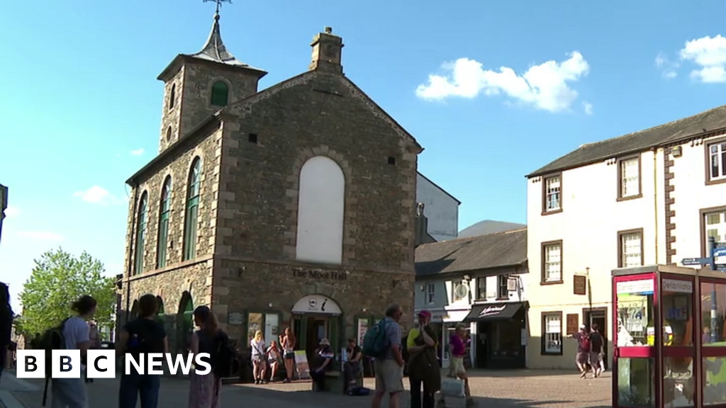 ★★リリパットレーン19☆WINTER AT MOOT HALL KESWICK Keswick information centre needed to ensure safety on the fells